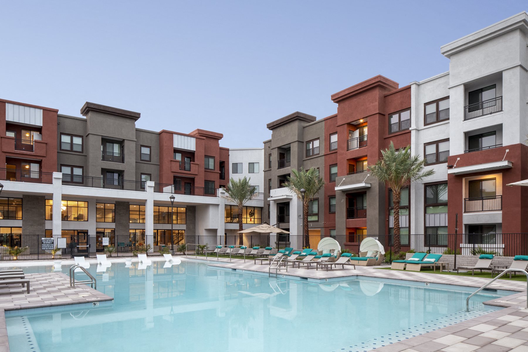 √ Apartments Near Chandler Mall